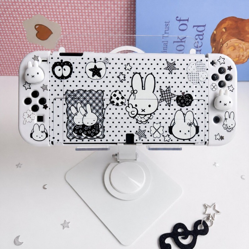 Urocze etui ochronne z motywem – Gaming Console In Tv recenzja i cena